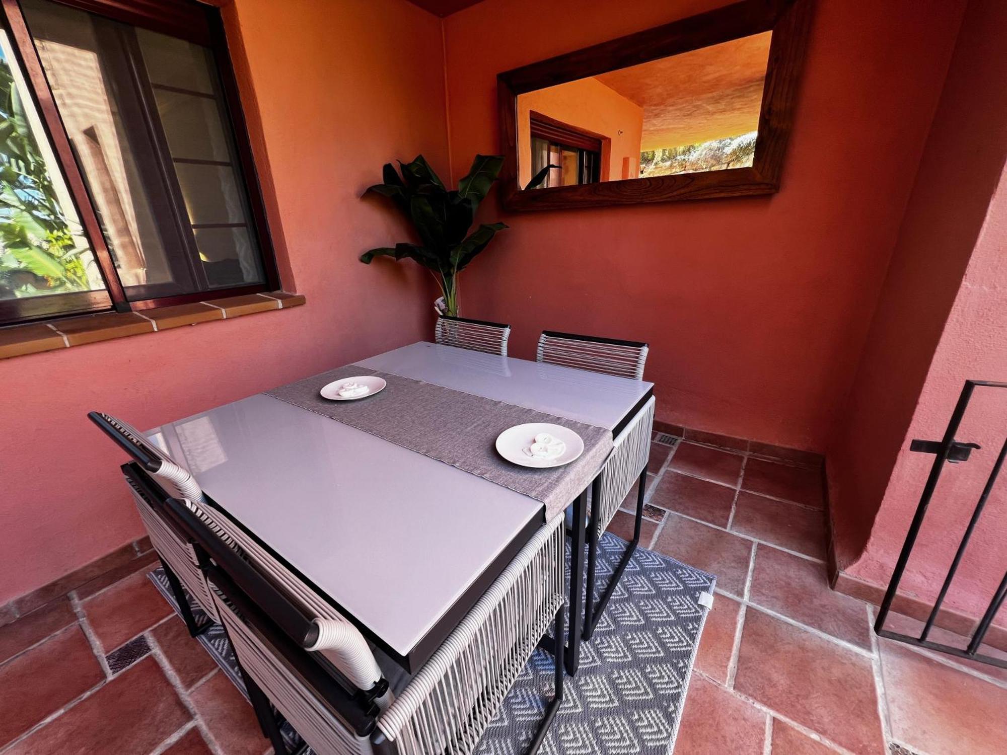 Casa De La Calma, Beautiful Apartment In El Soto Охен Экстерьер фото